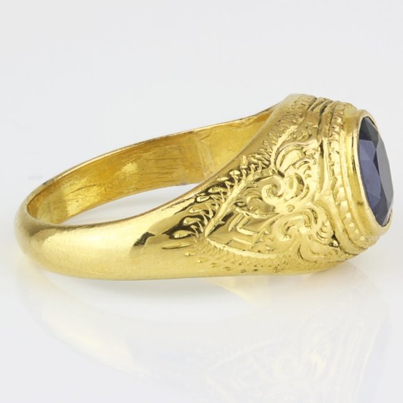 22K Yellow Gold Ornate Etched Oval Sapphire Anniversary / Cocktail Ring - Picture 4 of 9